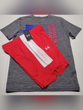 Under armour boy’s set size XL